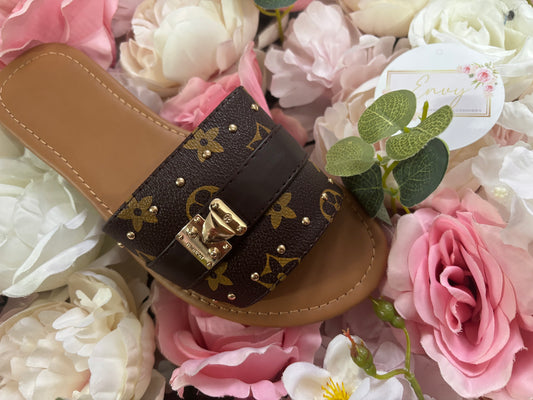 Patterned Gold Buckle Sliders