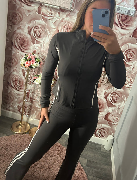 Zip Up Energy Contrast Stripe Yoga Activewear Set