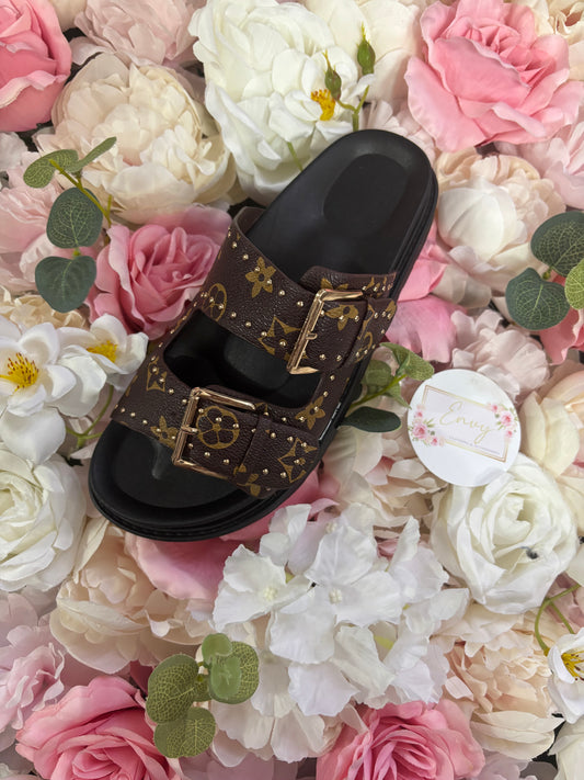Patterned Gold Buckle Comfort Sole Sandals