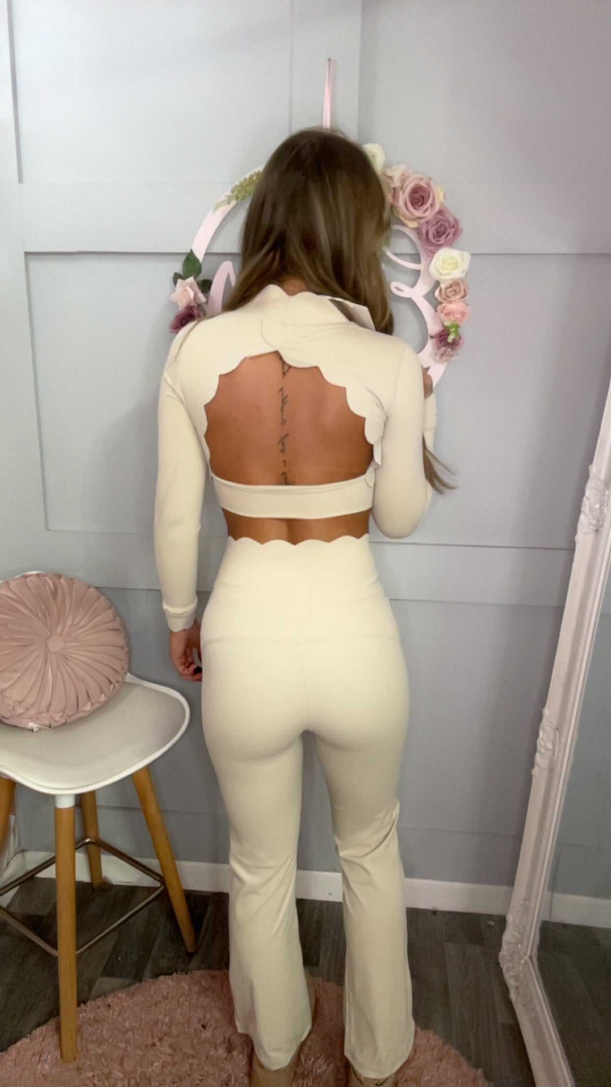 Scallop Edge Padded Longsleeve Yoga Activewear Set