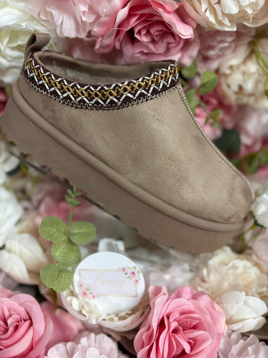 Snugg Chunky Sole Fur Lined Slipper Boots