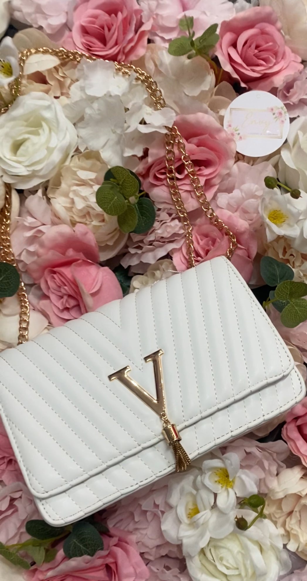 V Chain Handbag