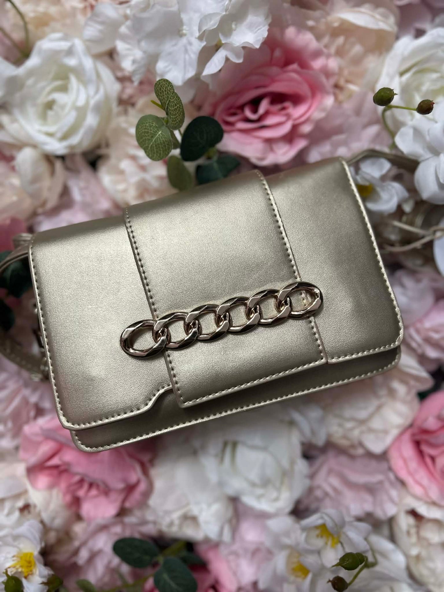Metallic Gold Chain Handbag