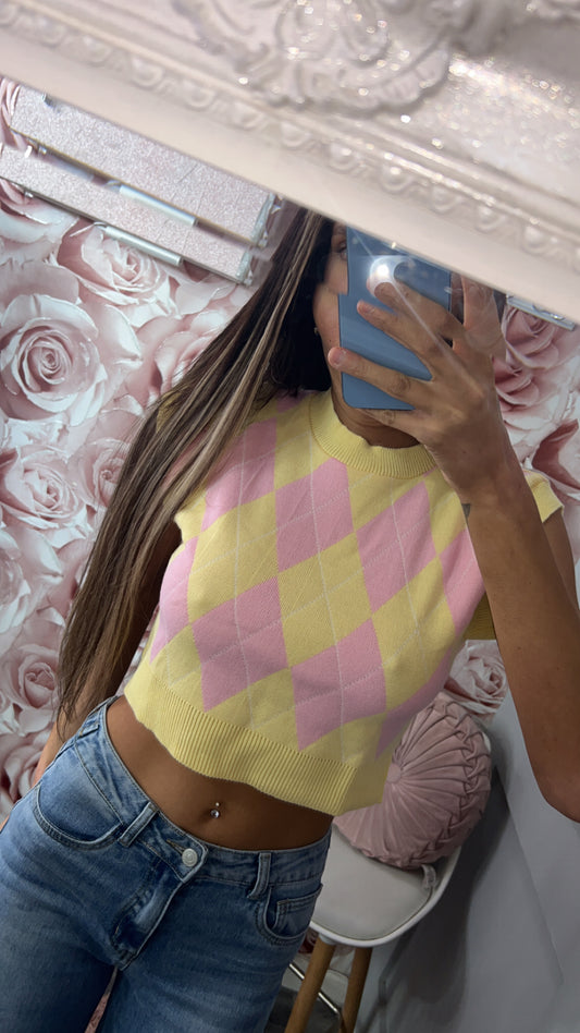 Diamond Pattern Knitted Crop Top