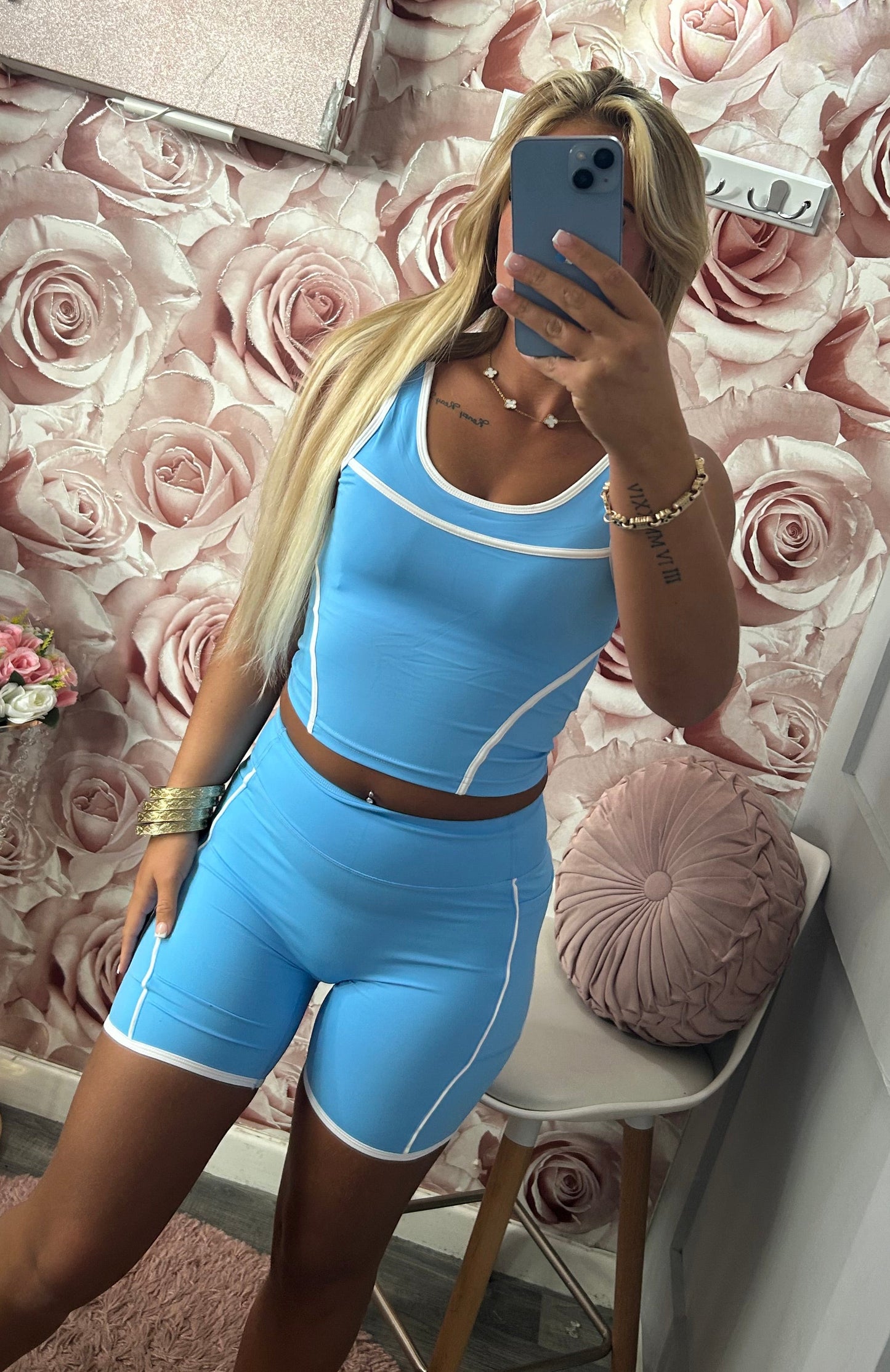 Contrast Bodysculpt Seamless Activewear Set With Inbuilt Mobile Phone Pocket